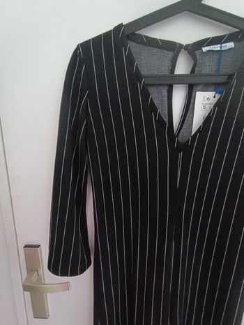 Combinaison noire et blanche Taille S Zara Neuf avec étiquette