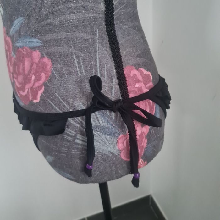 Maillot de bain noir - photo numéro 6