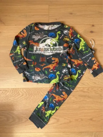 Pyjama jurrasic world