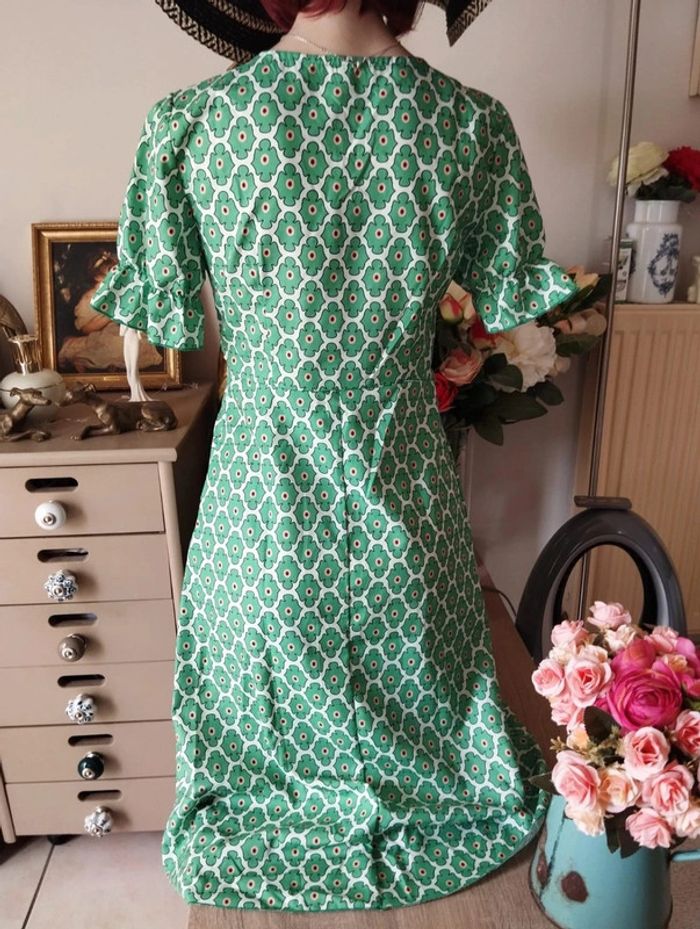 🌿Robe Verte Légère Croisée Graphique T34/36🌿 - photo numéro 8