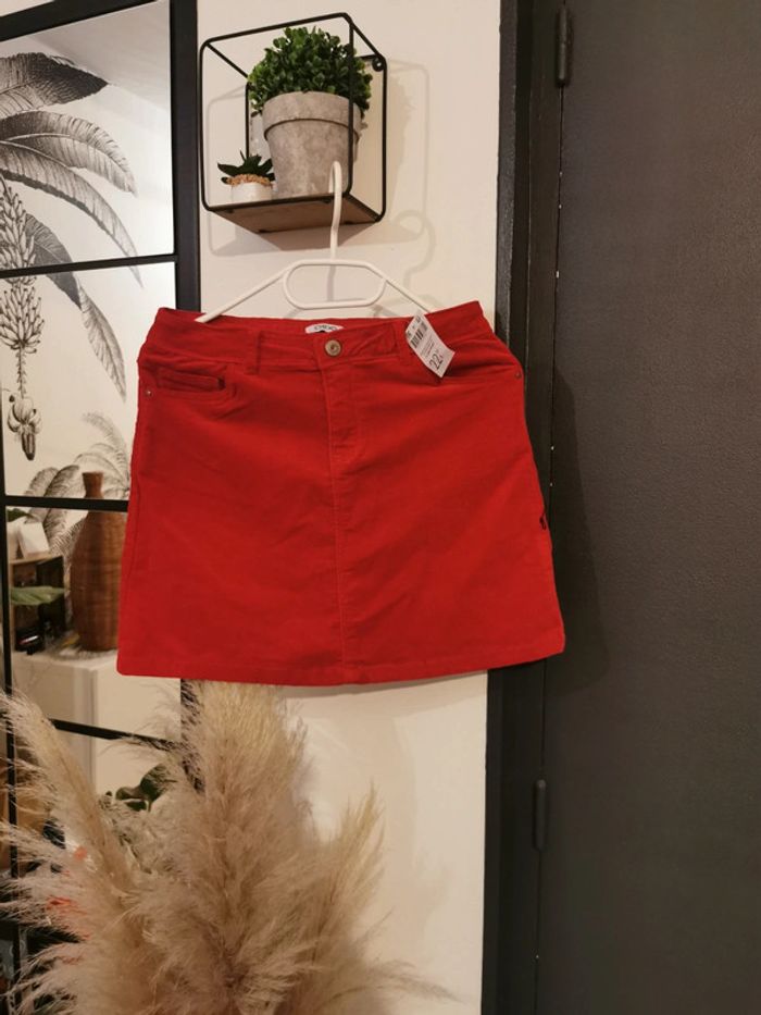 Jupe okaidi 14 ans neuve