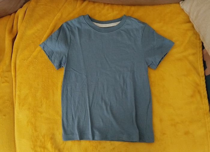 Tee shirt