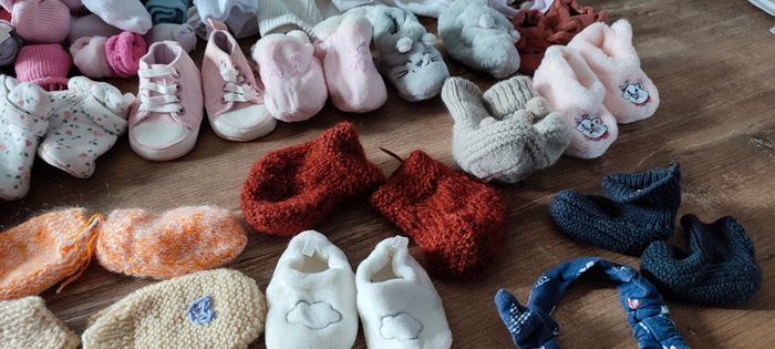 Lot accessoires de 0 à 6 mois - photo numéro 3