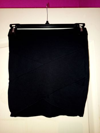 Jupe courte noire asymétrique