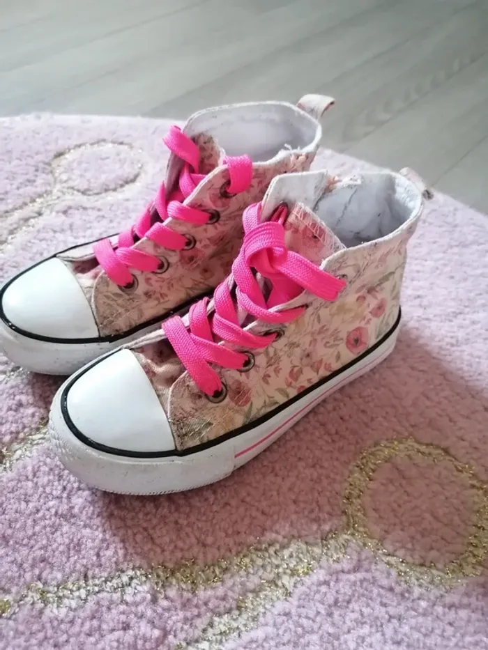 Lot chaussures fille baskets bottes chaussons - photo numéro 5