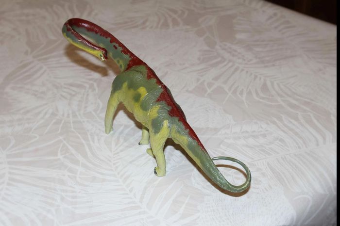 dinosaure diplodocus