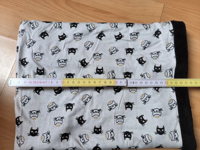 Snood chats blanc et noir - photo numéro 4