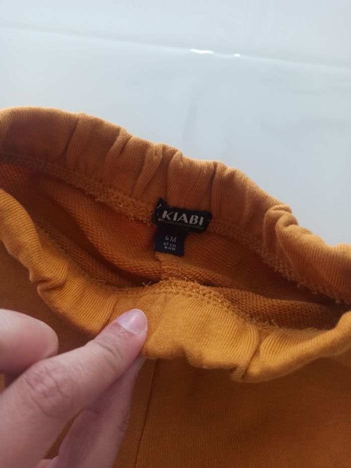 Lot vêtements  6 mois bébé garçon - photo numéro 7