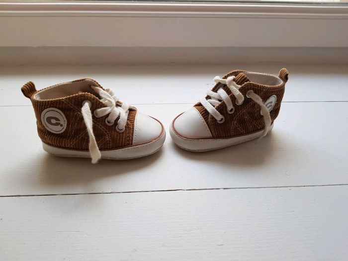 Chaussure/chausson bébé