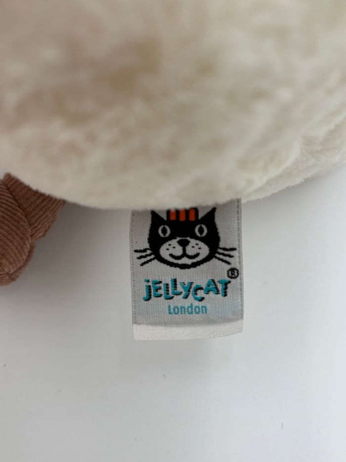 Peluche grand format œuf Jellycat - très bon état - photo numéro 4