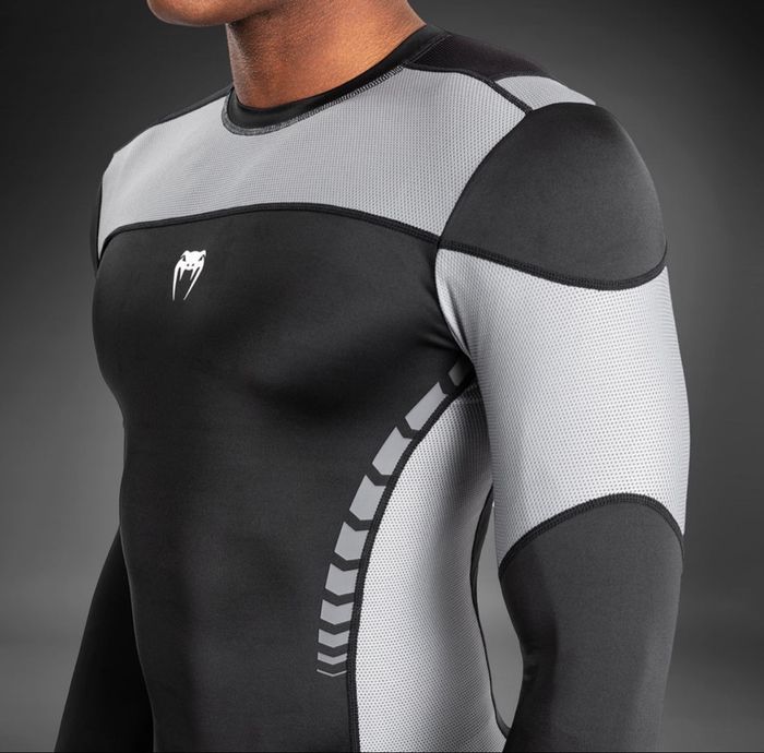 Rashguard Venum Tempest taille L neuf avec étiquette - photo numéro 4