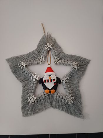 Etoile décorative de Noël avec macramé en très bon état