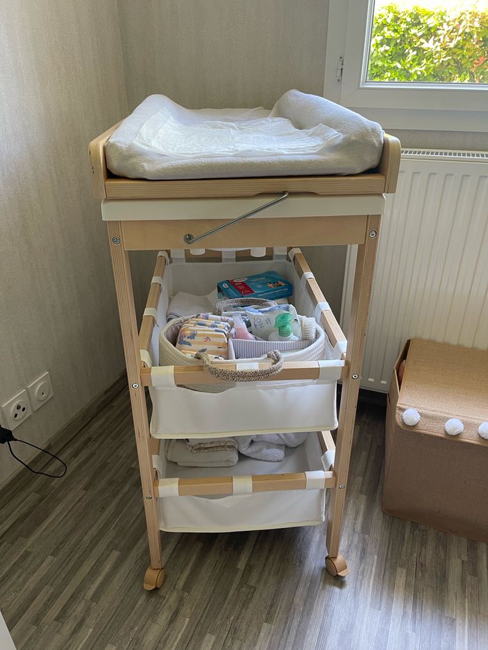 Table à langer et baignoire bébé 2 en 1