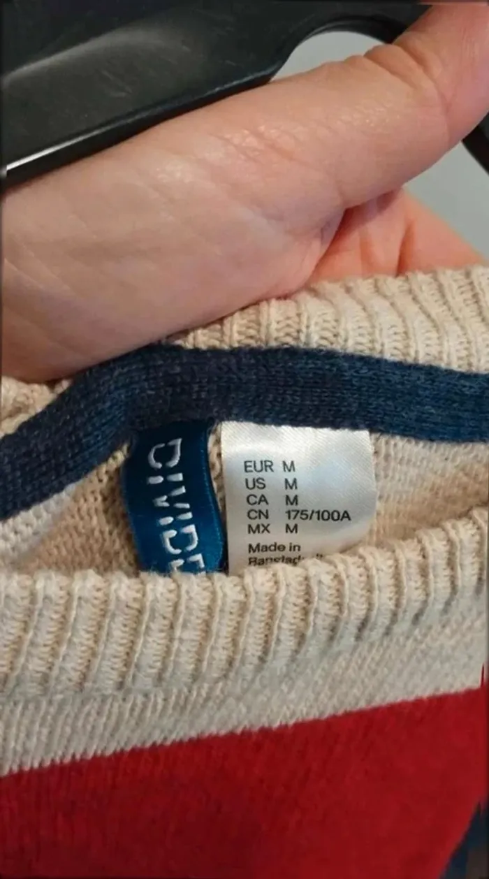 Pull  rouge  bleu  marine  beige taille m h&m - photo numéro 8