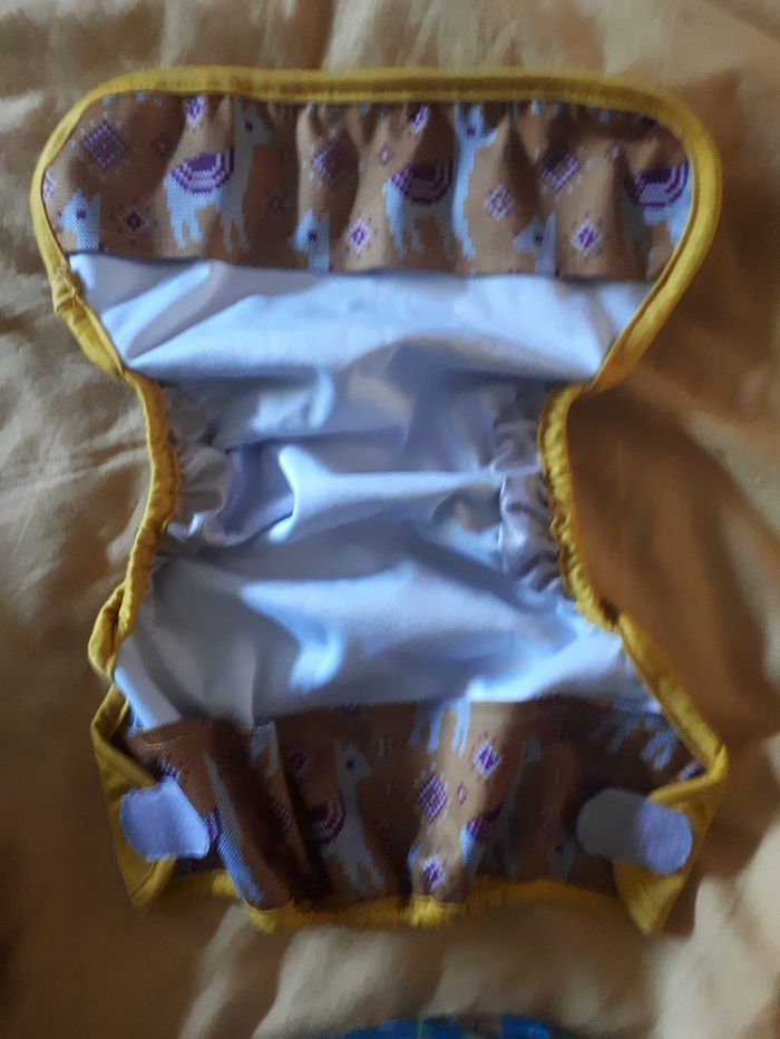 Bum diappers taille unique - dès 5kg jusqu'à la propreté - photo numéro 2