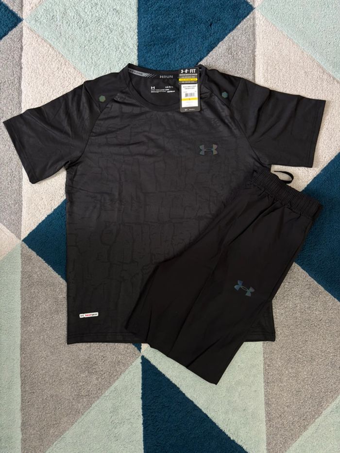Ensemble Under Armour T-Shirt avec motif et Short Fluorescent Taille L - photo numéro 2