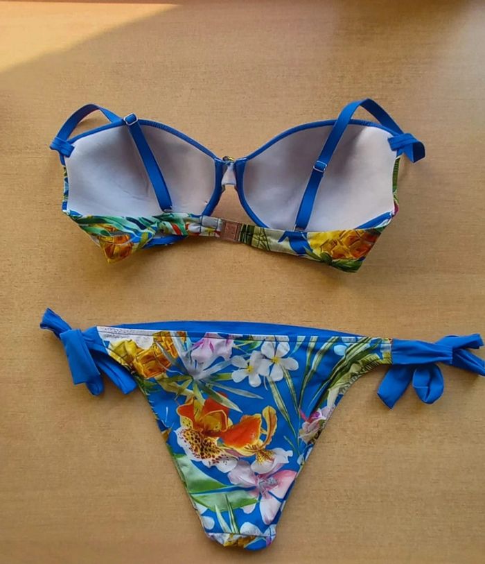 Maillot de bain deux pièces Lise Charmel fleuris 42 - photo numéro 2