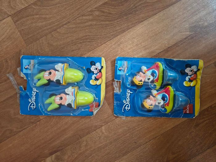 Clips fixation étagère murale DISNEY Minnie Mickey