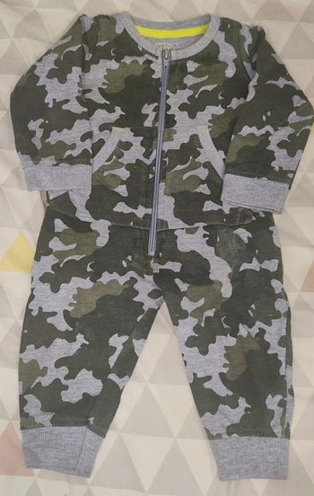 Combinaison militaire