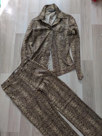 Tenue femme taille 36 panthère