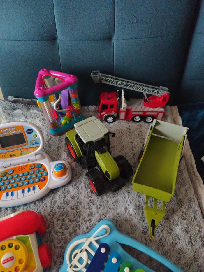 Lot de jouets - photo numéro 3