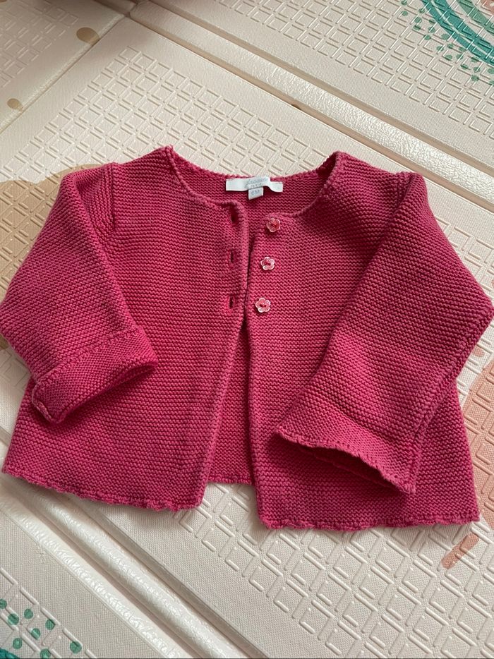 Vêtements 6mois fille - photo numéro 2