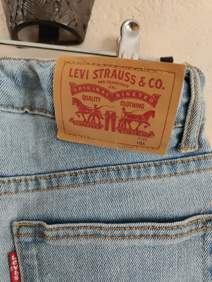 Jean Levi's 10 ans - photo numéro 6