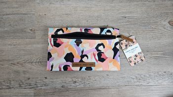 Cabaïa : pochette atelier Levan