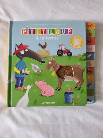 Livre à toucher P'tit loup à la ferme 