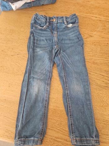 Jeans skinny tape a l'oeil