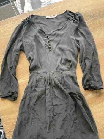Robe noire soie kookai 34