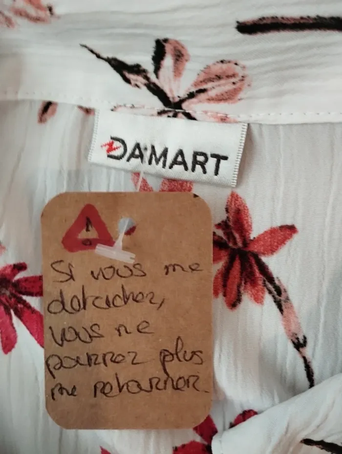 Blouse manches courtes ou chemisier Damart taille 52 - photo numéro 9