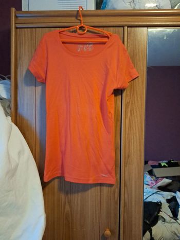 Tee shirt corail taille 2