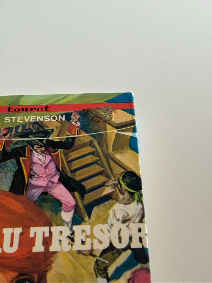 Livre L’île au trésor de Stevenson - photo numéro 2