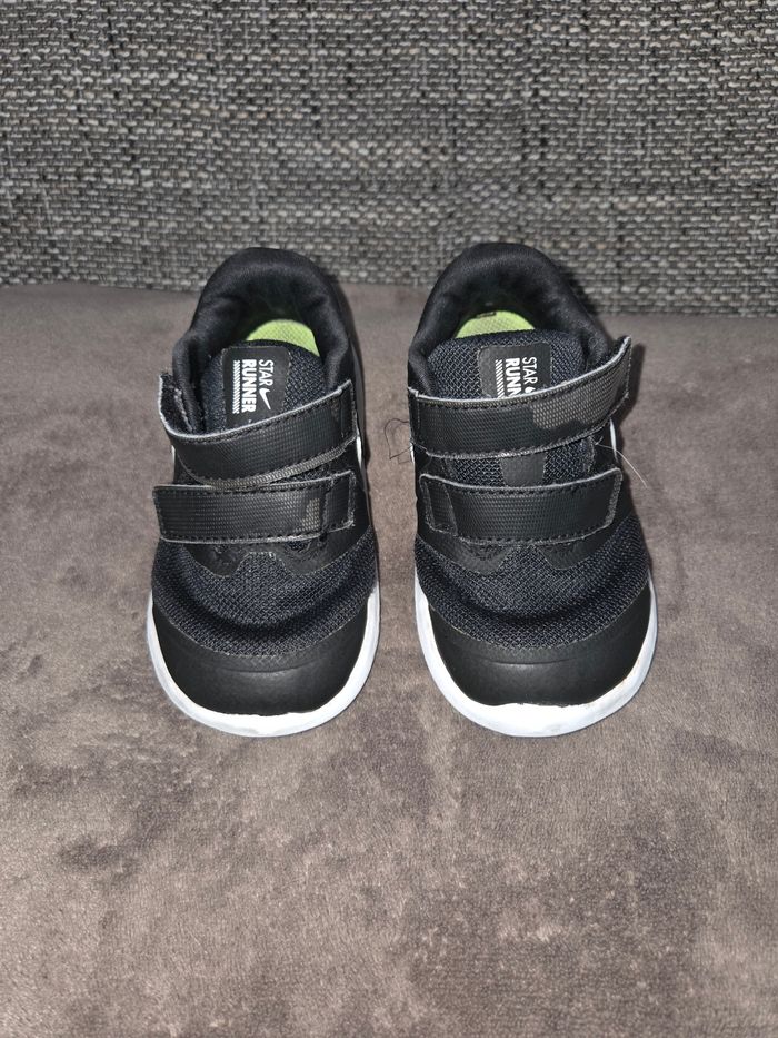 Chaussures/basket garçon nike 23.5 - photo numéro 2