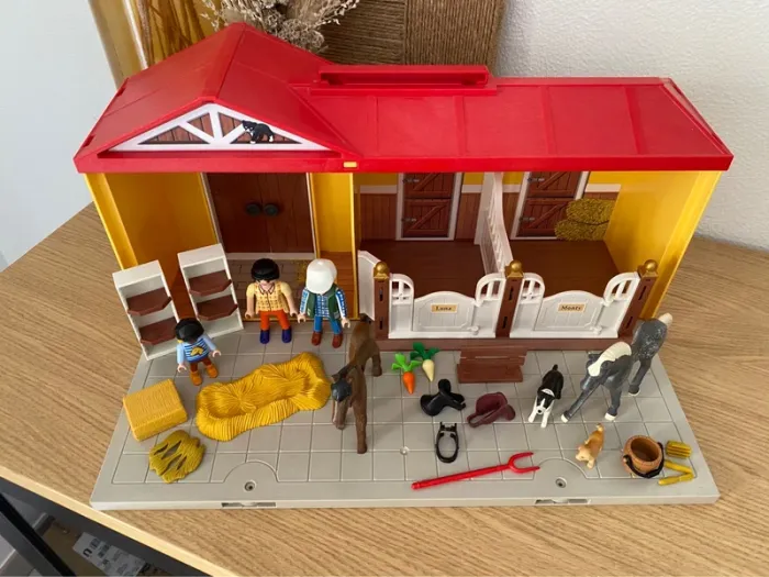 Écurie/centre équestre transportable Playmobil - photo numéro 2