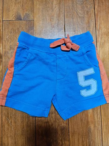 Short 12 mois