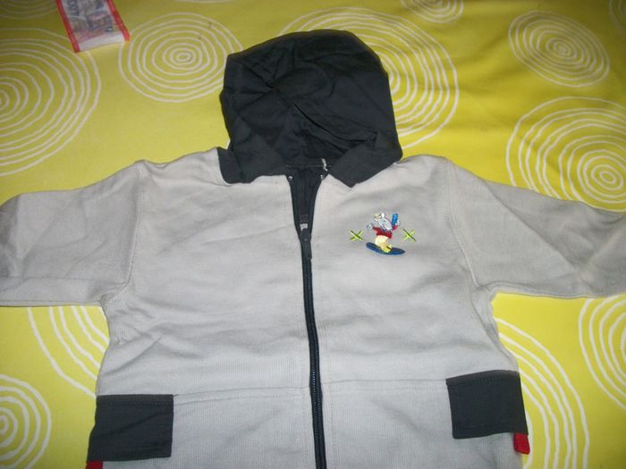gilet zippé garçon 12 mois 1 an à capuche