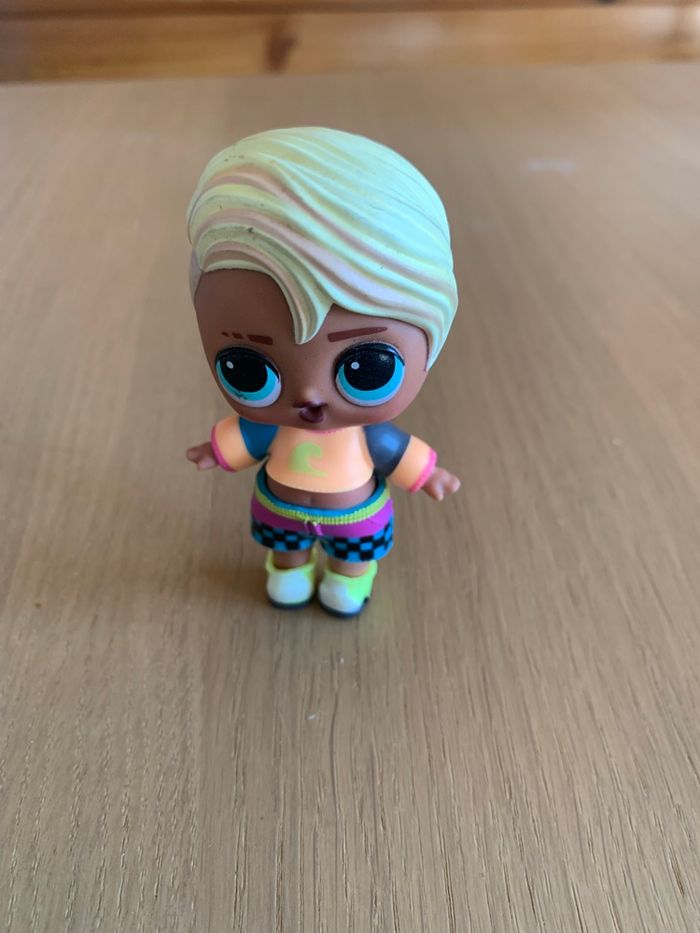 Poupée garçon Lol surprise