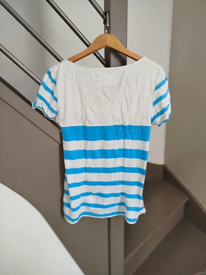 Tee-shirt rayé bleu - photo numéro 4