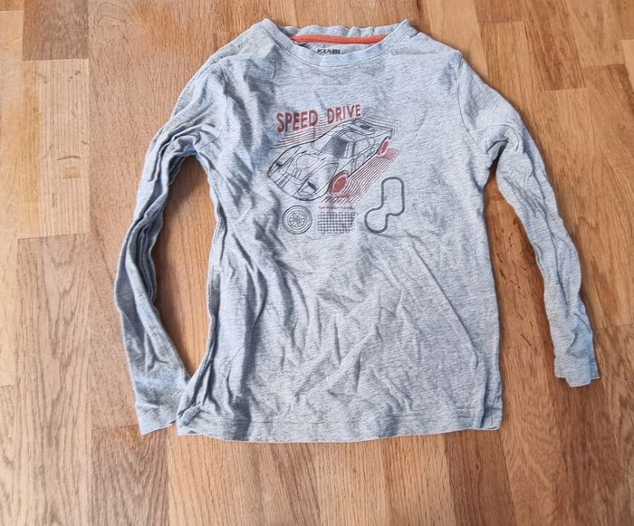 Lot 2 t-shirt taille 5 ans - photo numéro 2