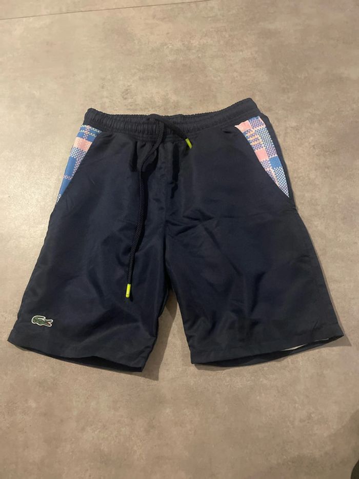 Short Lacoste - photo numéro 2