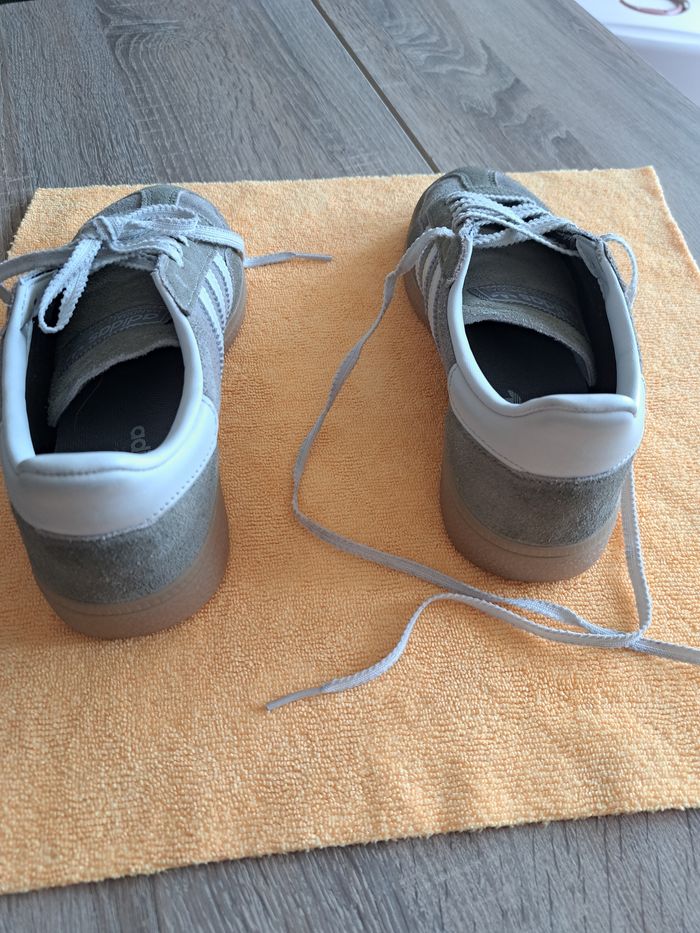 Adidas " Spezial " - photo numéro 2