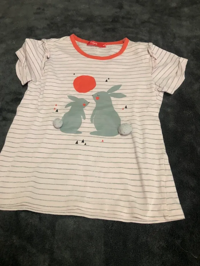 Lot vêtements fille 5 ans jupes tee shirt veste short catimini - photo numéro 12