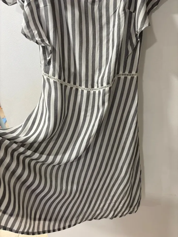 Belle robe femme Version féminin taille L neuve - photo numéro 2