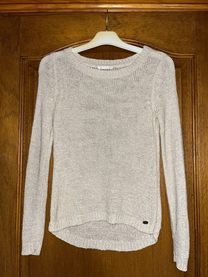 Pull beige only