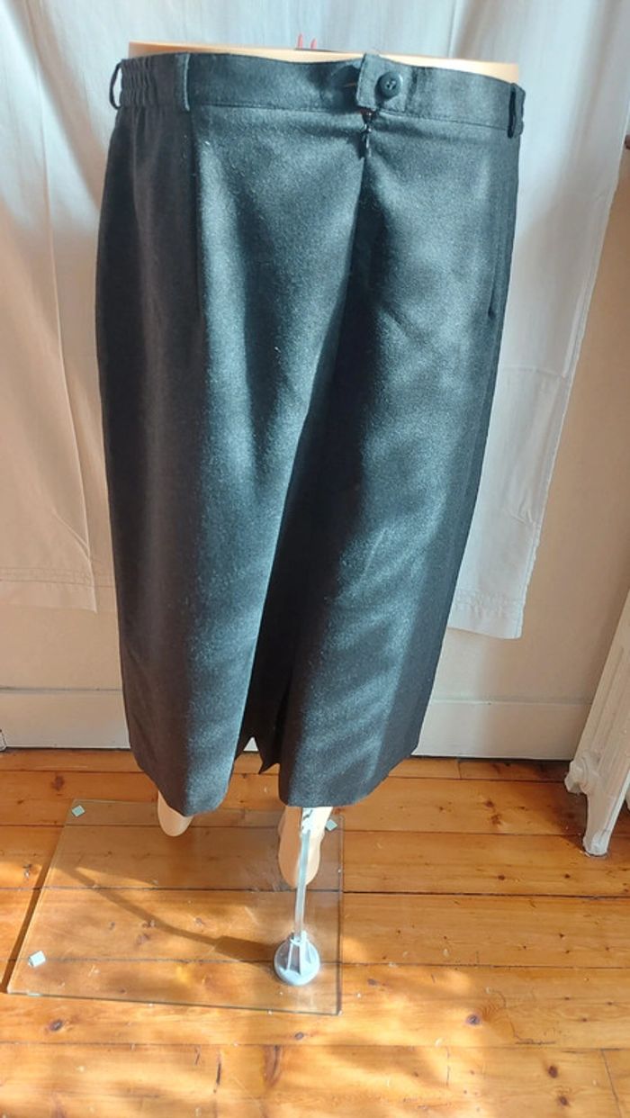 Jupe grise - légère- motif uni/ your 6th sense taille 5XL/50 - photo numéro 2