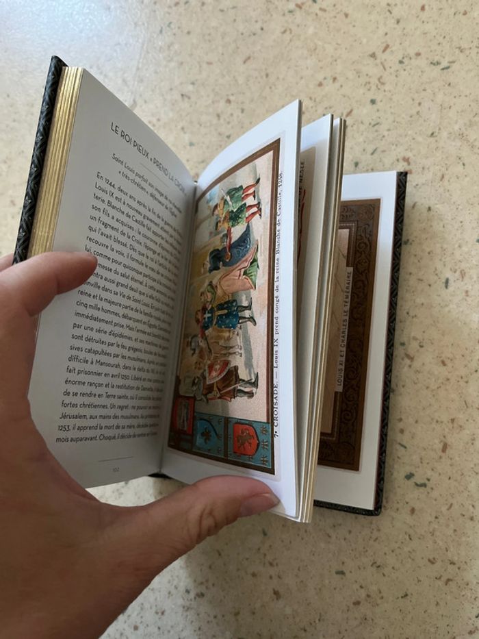 Le petit livre du moyen âge - photo numéro 4