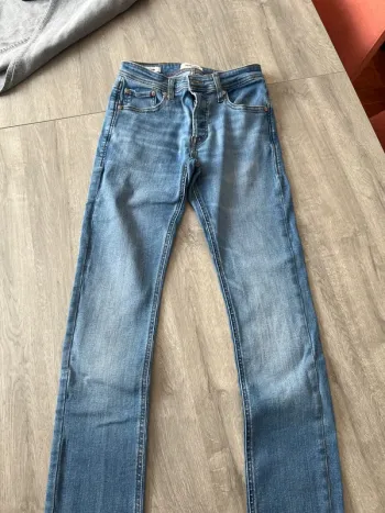 Jean jack & jones taille 28