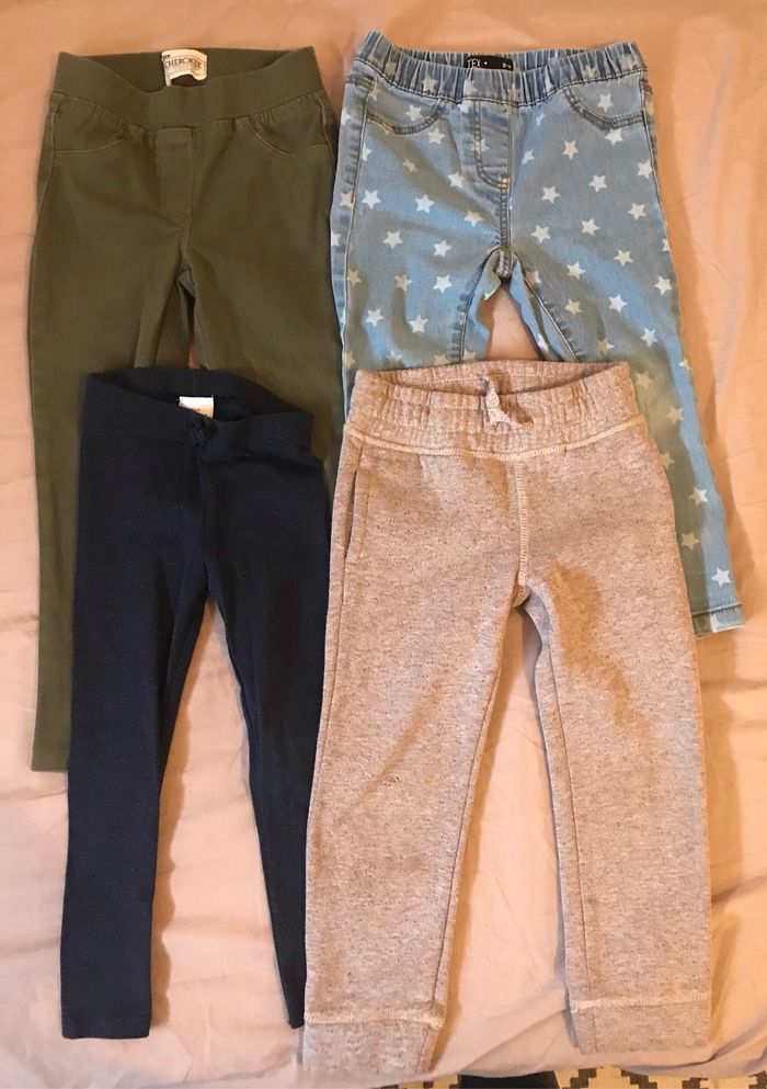 Lot de vêtements fille 3 ans - photo numéro 2